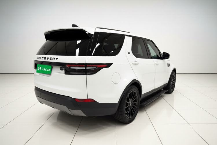 Used Land Rover Discovery 2017 3.0 SC V6 S Rear Right 45 Deg