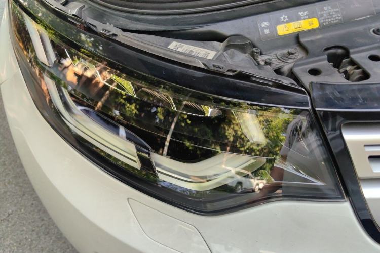 Used Land Rover Discovery 2017 3.0 SC V6 HSE Right Front Headlight