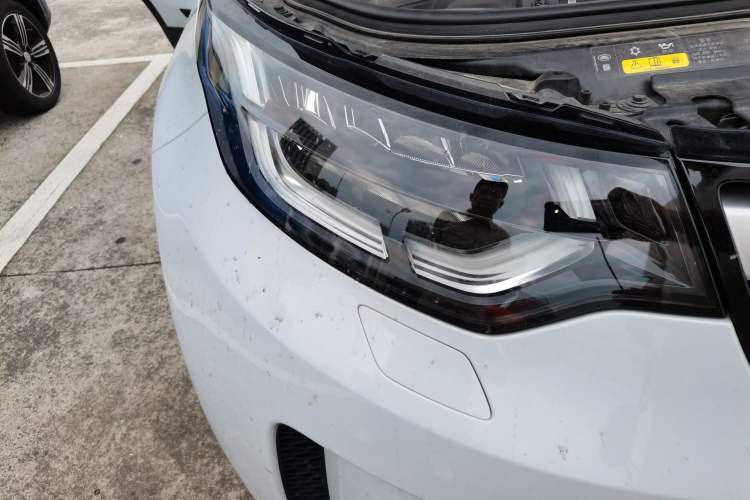 Used Land Rover Discovery 2017 3.0 SC V6 HSE Right Front Headlight