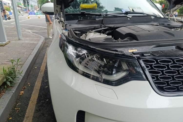 Used Land Rover Discovery 2017 3.0 SC V6 HSE Right Front Headlight