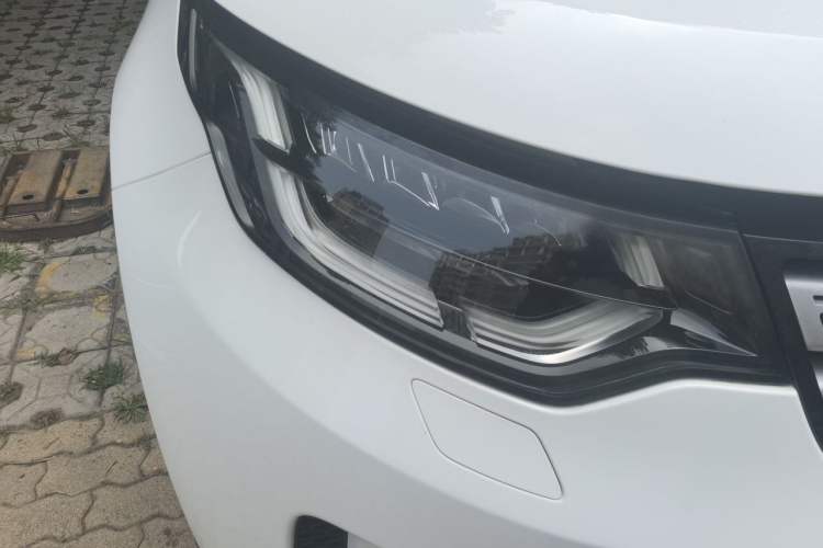 Used Land Rover Discovery 2017 3.0 SC V6 HSE Right Front Headlight
