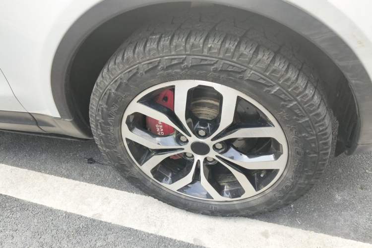 Used Land Rover Discovery 2017 3.0 SC V6 SE Right Front Wheel Hub