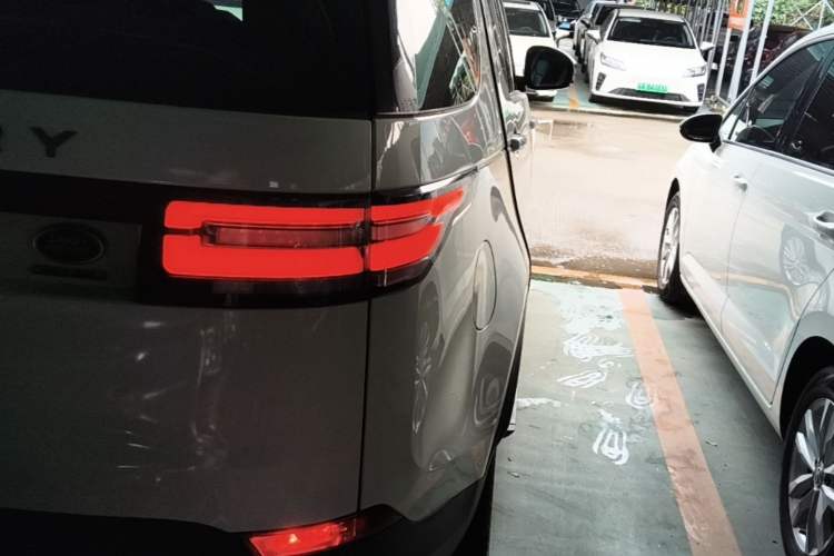 Used Land Rover Discovery 2017 3.0 SC V6 HSE Right Rear Taillight
