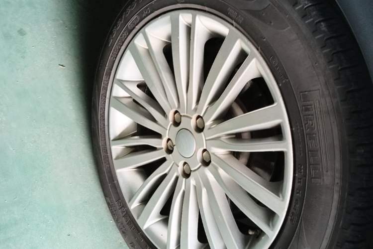 Used Land Rover Discovery 2017 3.0 SC V6 HSE Right Rear Wheel Hub