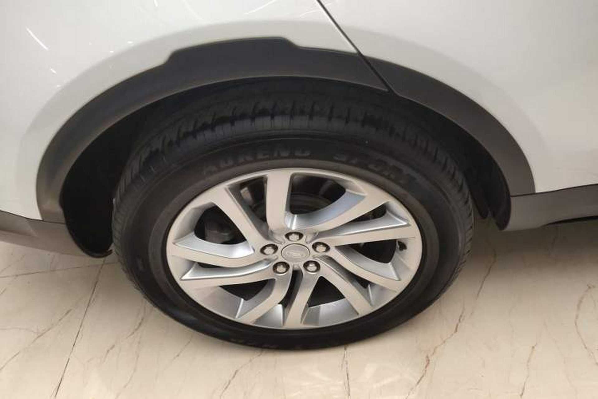 Used Land Rover Discovery 2017 3.0 SC V6 HSE Right Rear Wheel Hub