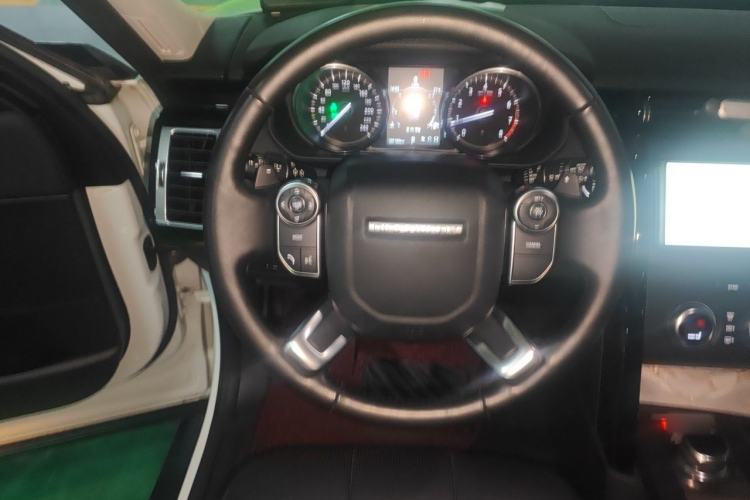 Used Land Rover Discovery 2017 3.0 SC V6 SE Steering Wheel