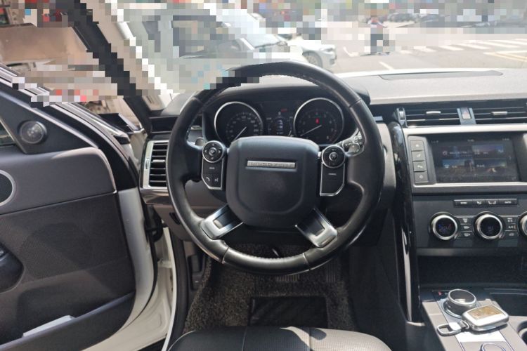 Used Land Rover Discovery 2017 3.0 SC V6 SE Steering Wheel