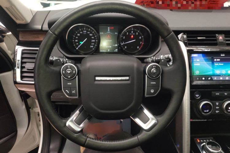 Used Land Rover Discovery 2017 3.0 SC V6 HSE Steering Wheel