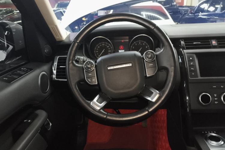 Used Land Rover Discovery 2017 3.0 SC V6 S Steering Wheel