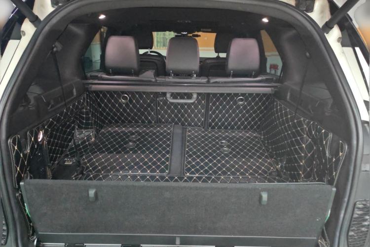 Used Land Rover Discovery 2017 3.0 SC V6 HSE Trunk