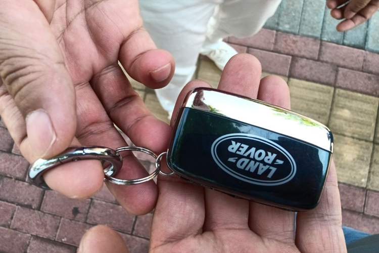 Used Land Rover Discovery 2017 3.0 SC V6 SE Vehicle Key