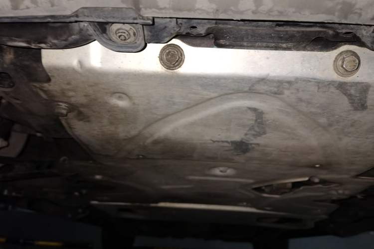 Used Land Rover Discovery 2018 3.0 SC V6 SE Chassis Front