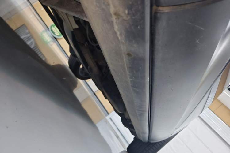 Used Land Rover Discovery 2018 2.0T SE Chassis Front Left