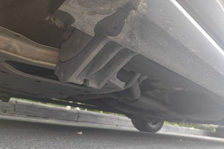 Used Land Rover Discovery 2018 3.0 SC V6 HSE Chassis Front Left