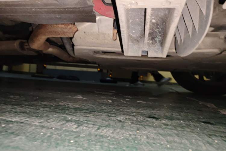 Used Land Rover Discovery 2018 3.0 SC V6 HSE Chassis Front Right