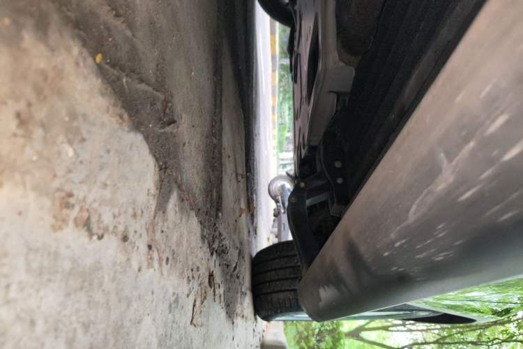 Used Land Rover Discovery 2018 3.0 SC V6 SE Chassis Front Right
