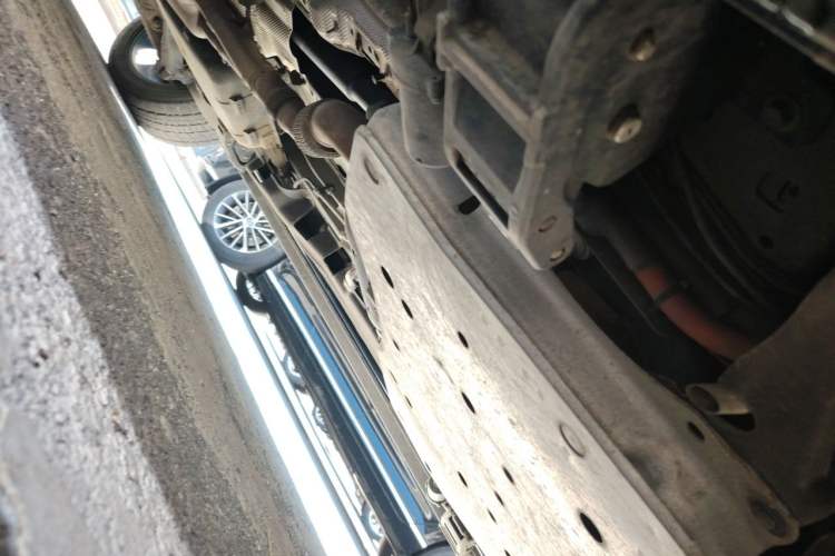 Used Land Rover Discovery 2018 2.0T SE Chassis Front Right