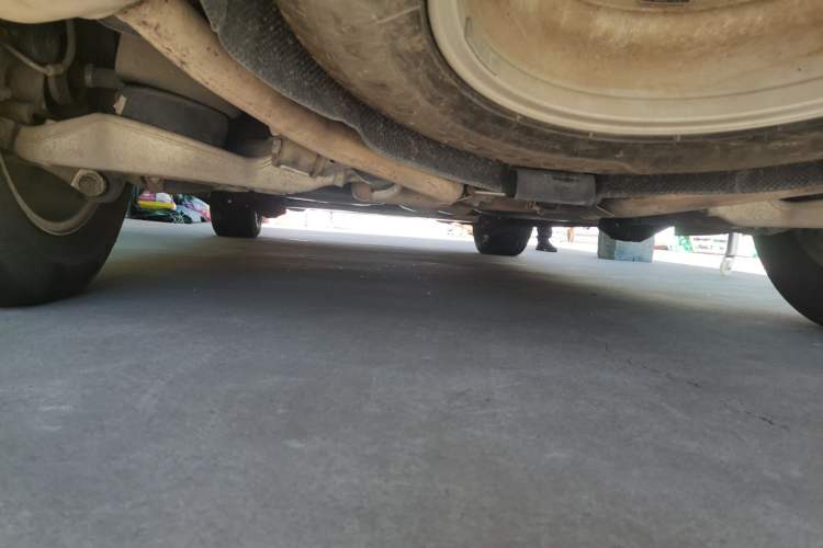 Used Land Rover Discovery 2018 2.0T SE Chassis Rear
