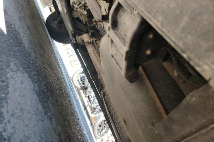 Used Land Rover Discovery 2018 2.0T SE Chassis Rear Left