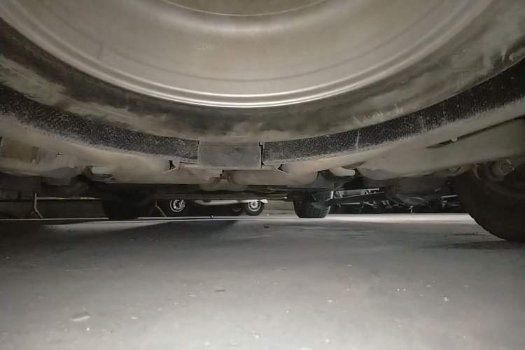 Used Land Rover Discovery 2018 3.0 SC V6 SE Chassis Rear
