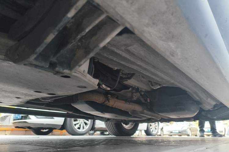 Used Land Rover Discovery 2018 2.0T SE Chassis Rear Right
