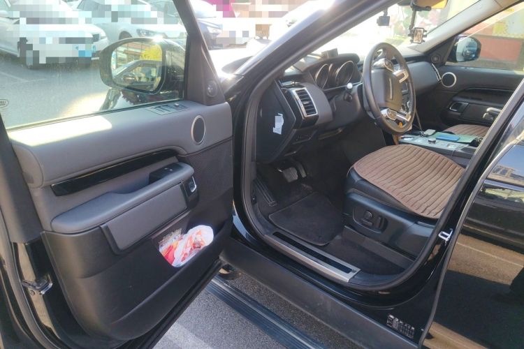 Used Land Rover Discovery 2018 3.0 SC V6 SE Driver Seat