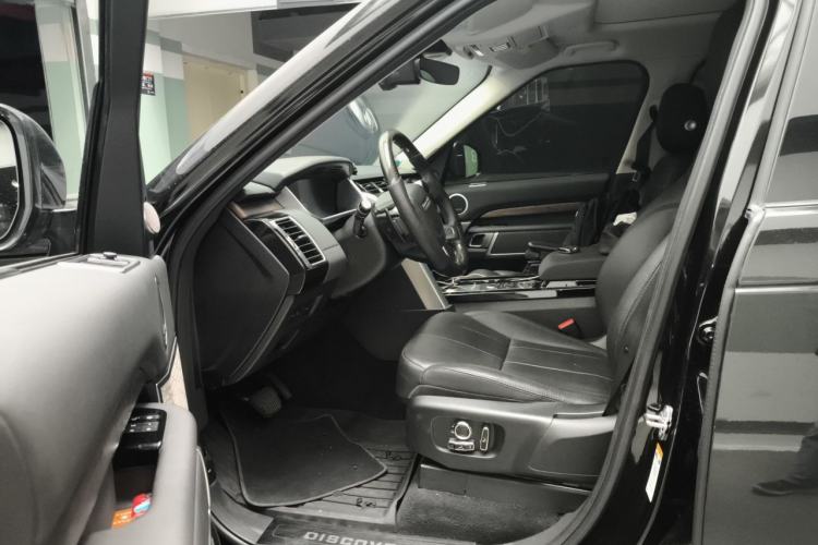 Used Land Rover Discovery 2018 3.0 SC V6 HSE Driver Seat