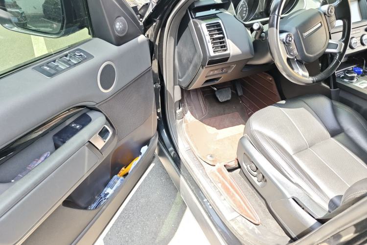 Used Land Rover Discovery 2018 3.0 SC V6 SE Driver Seat