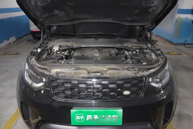 Used Land Rover Discovery 2018 3.0 SC V6 HSE Engine Bay