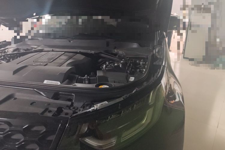 Used Land Rover Discovery 2018 3.0 SC V6 HSE Engine Bay Left