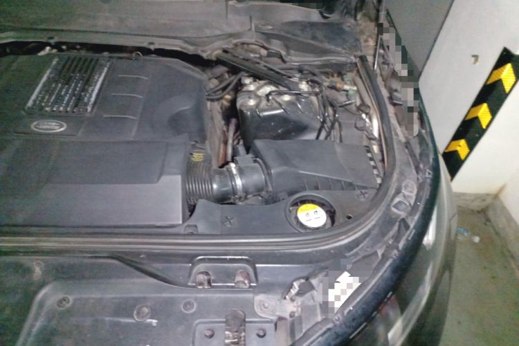 Used Land Rover Discovery 2018 3.0 SC V6 SE Engine Bay Left