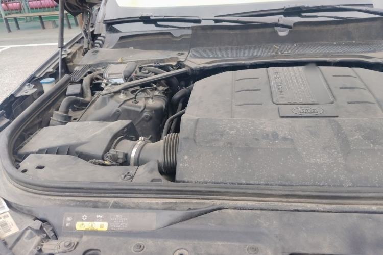 Used Land Rover Discovery 2018 3.0 SC V6 SE Engine Bay Right