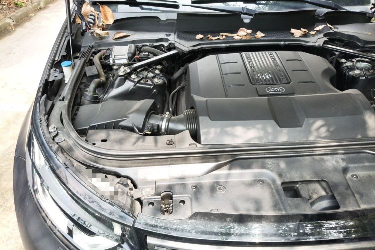 Used Land Rover Discovery 2018 3.0 SC V6 SE Engine Bay Right
