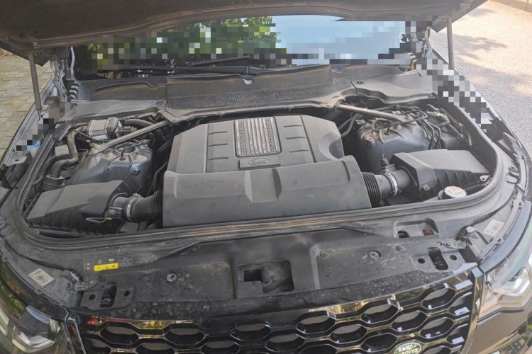Used Land Rover Discovery 2018 3.0 SC V6 HSE Engine Bay