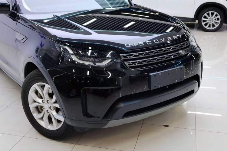 Used Land Rover Discovery 2018 3.0 SC V6 SE Exterior 11