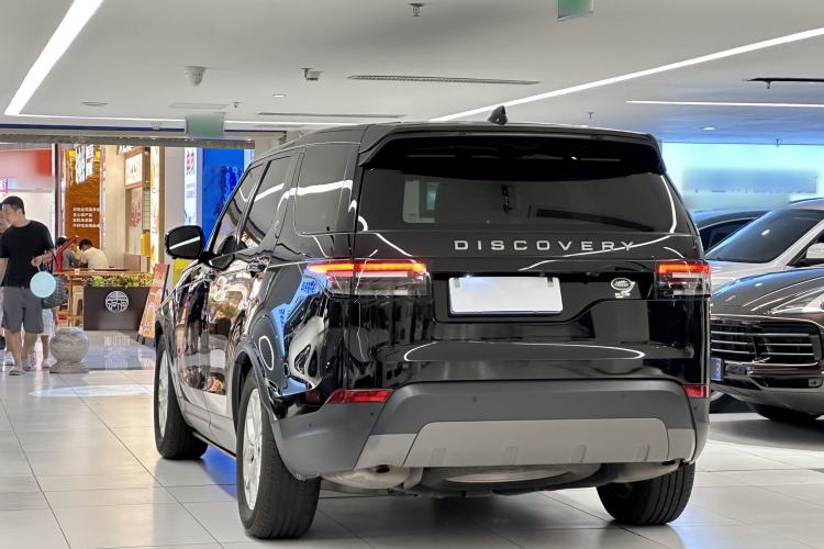Used Land Rover Discovery 2018 3.0 SC V6 SE Exterior 2