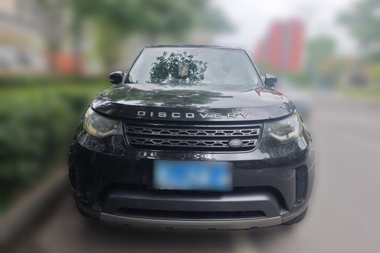 Used Land Rover Discovery 2018 3.0 SC V6 SE Front