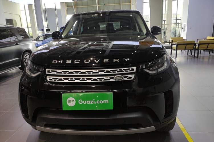 Used Land Rover Discovery 2018 3.0 SC V6 HSE Front