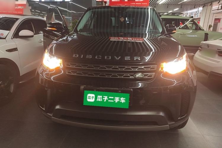 Used Land Rover Discovery 2018 2.0T SE Front
