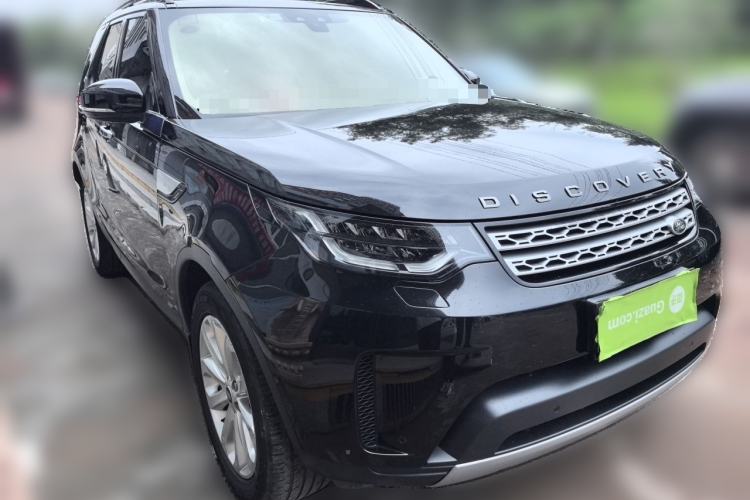 Used Land Rover Discovery 2018 3.0 SC V6 HSE Front Right 45 Deg