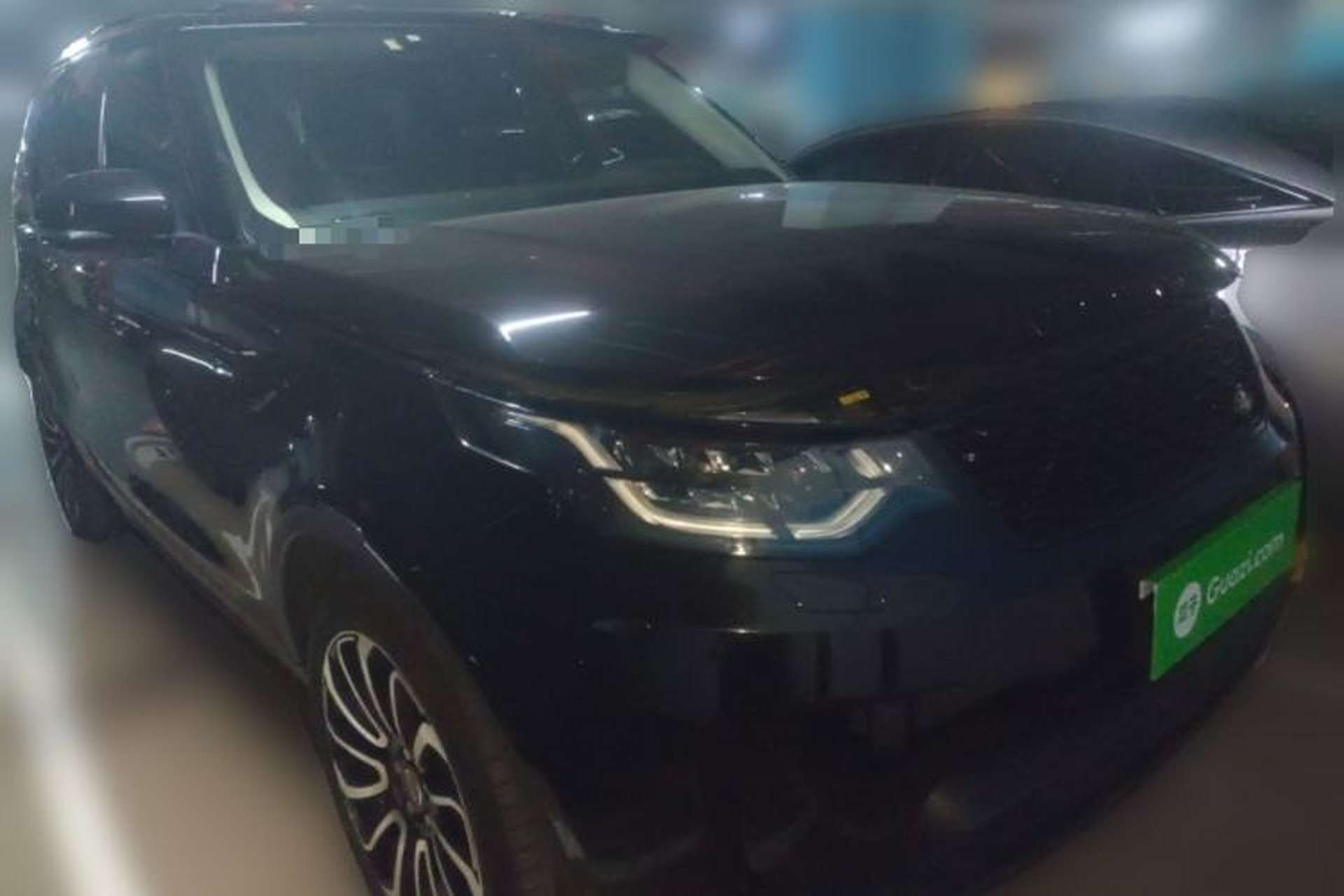 Used Land Rover Discovery 2018 3.0 SC V6 SE Front Right 45 Deg