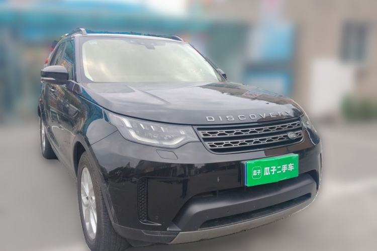 Used Land Rover Discovery 2018 3.0 SC V6 SE Front Right 45 Deg