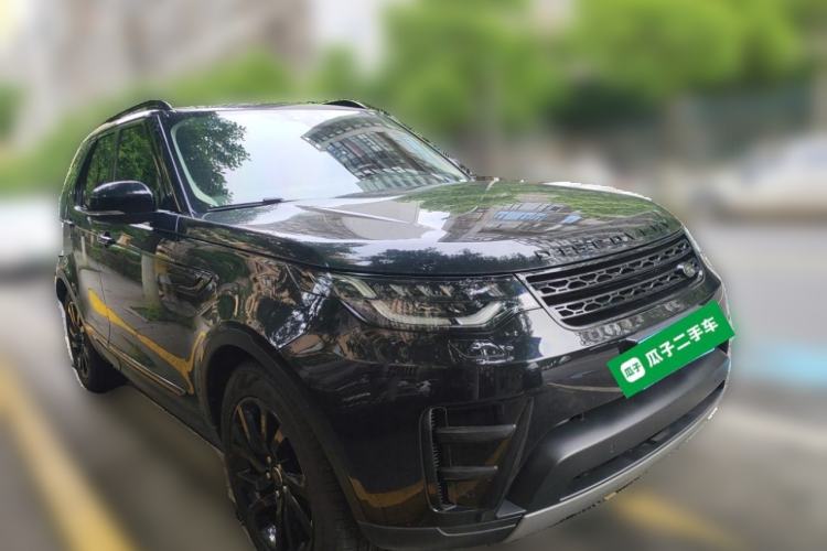 Used Land Rover Discovery 2018 2.0T Special Edition Front Right 45 Deg