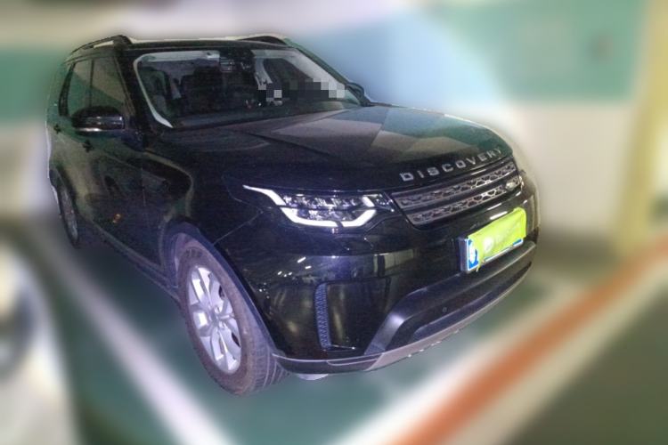 Used Land Rover Discovery 2018 3.0 SC V6 SE Front Right 45 Deg