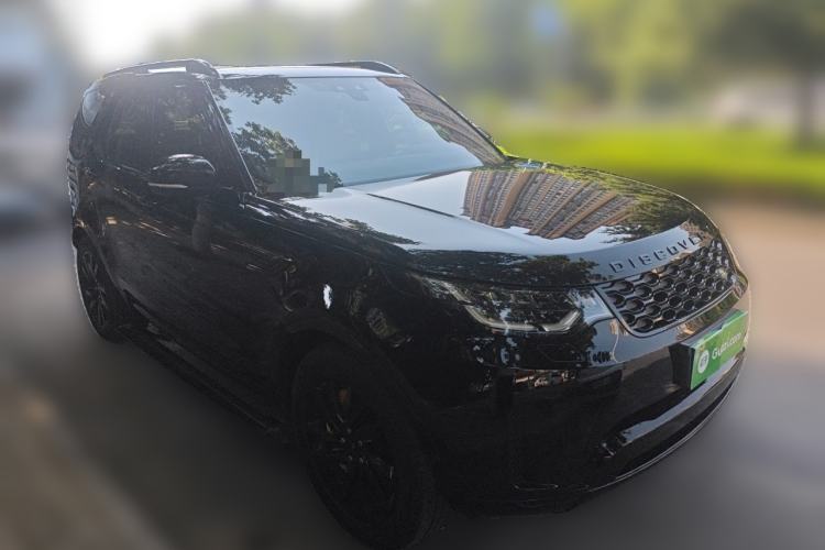Used Land Rover Discovery 2018 3.0 SC V6 HSE Front Right 45 Deg