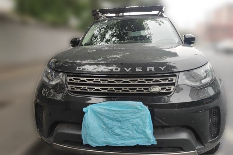 Used Land Rover Discovery 2018 3.0 SC V6 SE Front
