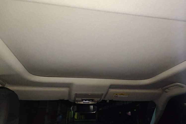 Used Land Rover Discovery 2018 3.0 SC V6 HSE Headliner