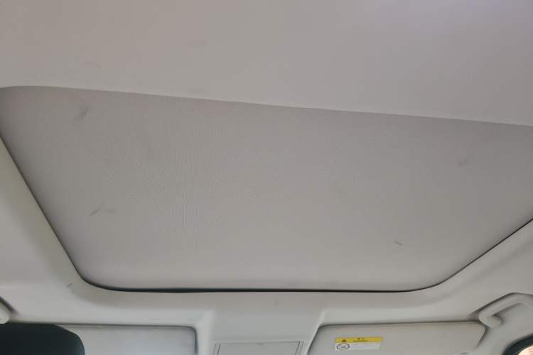 Used Land Rover Discovery 2018 3.0 SC V6 SE Headliner