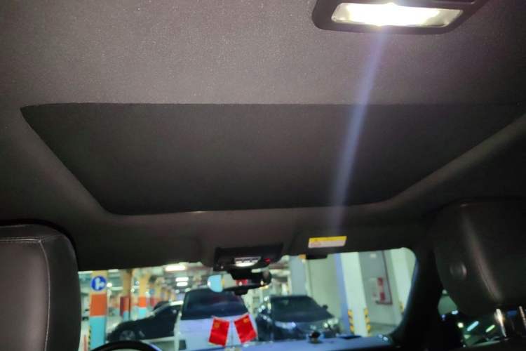 Used Land Rover Discovery 2018 3.0 SC V6 SE Headliner
