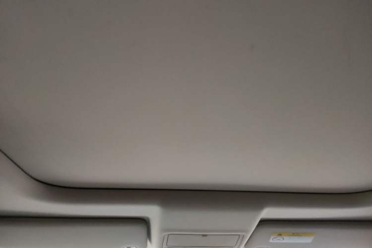 Used Land Rover Discovery 2018 3.0 SC V6 SE Headliner